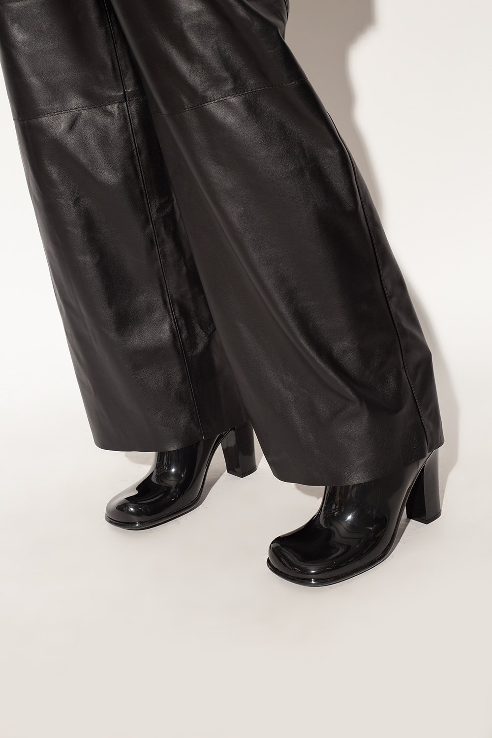 【送料&関税込】Bottega Veneta Shine Ankle Boots Bottega Veneta BV Jodie shoulder bag Blau
